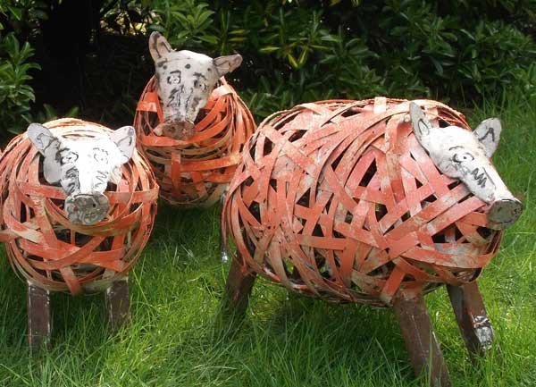 Marta Farris'g arden pigs are made from 100 percent re-purposed materials.