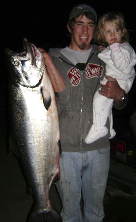 Dustin with his daughter Adrian and the big catch.