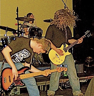 Blue Tarp rocking out.