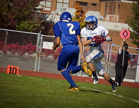 Devon Stanzione (29) on his way to another Viking touchdown in Saturday's victory over the Chief Leschi Warriors.
