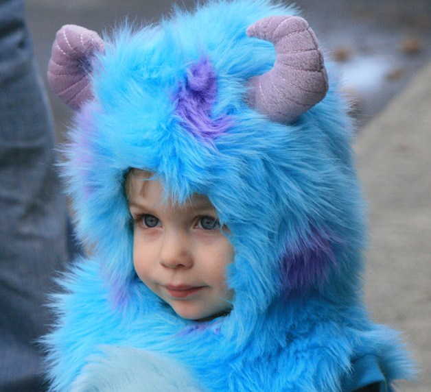 A little trick-or-treater outside the Orcas Library.