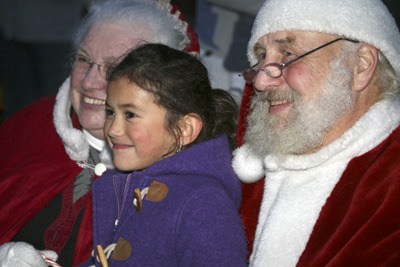 Island kids get to meet Santa at the Annual Tree Lighting Ceremony