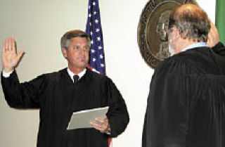John Linde being sworn in.