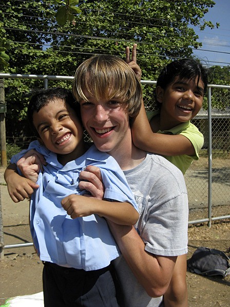 Spencer Sare with two Costa Rican friends.