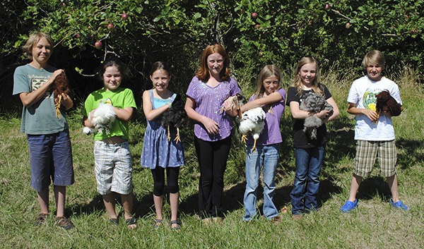 Orcas 4-H Fur and Feather kids.