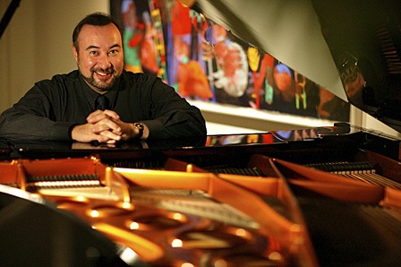 Jon Kimura Parker will perform a solo concert to benefit OICMF.