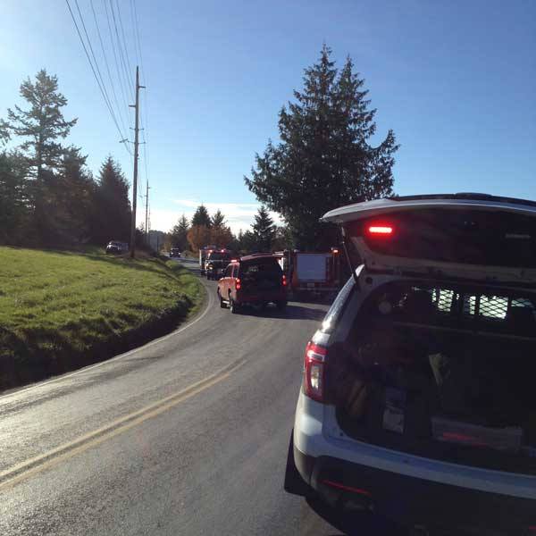 Road closure due to accident Islands' Sounder