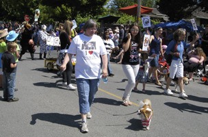 Participants from the 2011 OICH parade