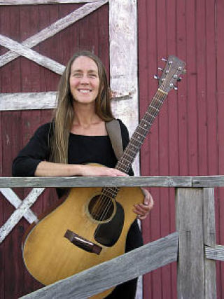 Carolyn Cruso to perform at Orcas Center Oct. 18.