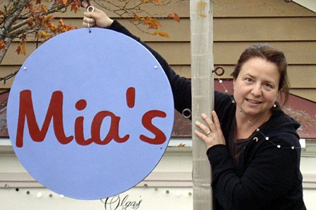 Mia Kartiganer of Mia’s Cafe will dish up lasagna on Sept. 16.