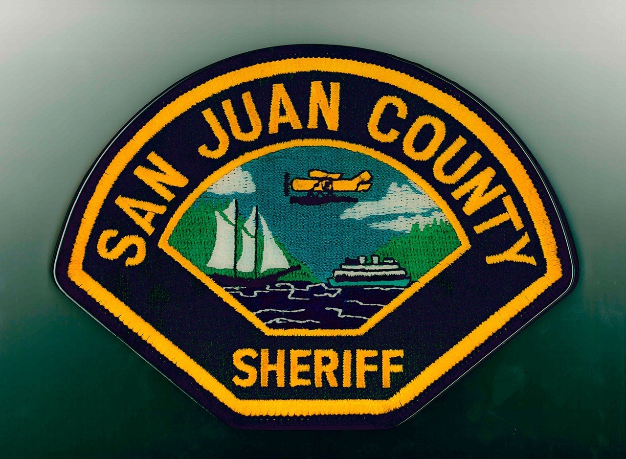 San Juan County Sheriff’s Log | Vehicle-pedestrian collision; man hiding in bushes; bicycle rider hits deer