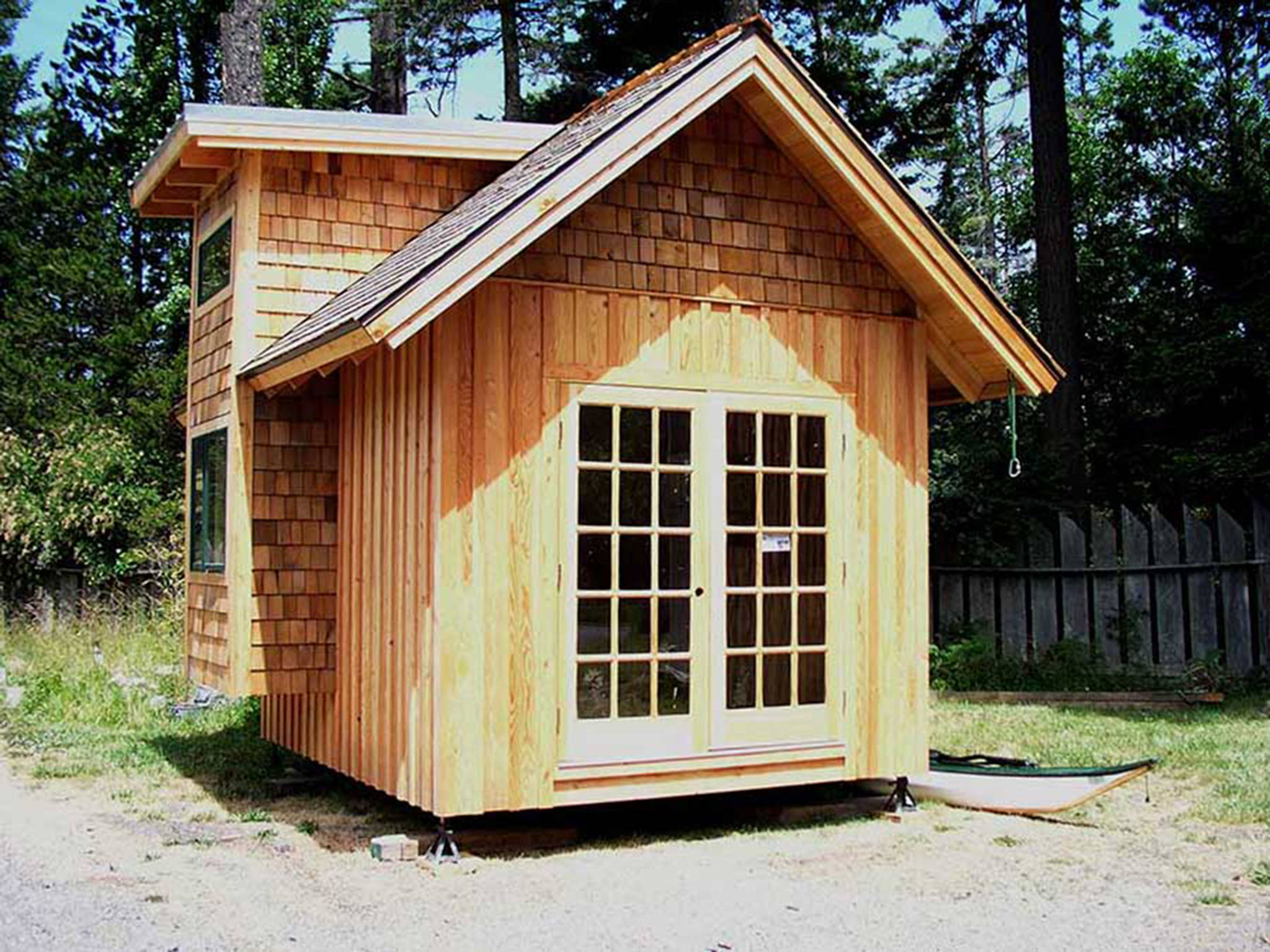 Islanders request easier path to tiny home living