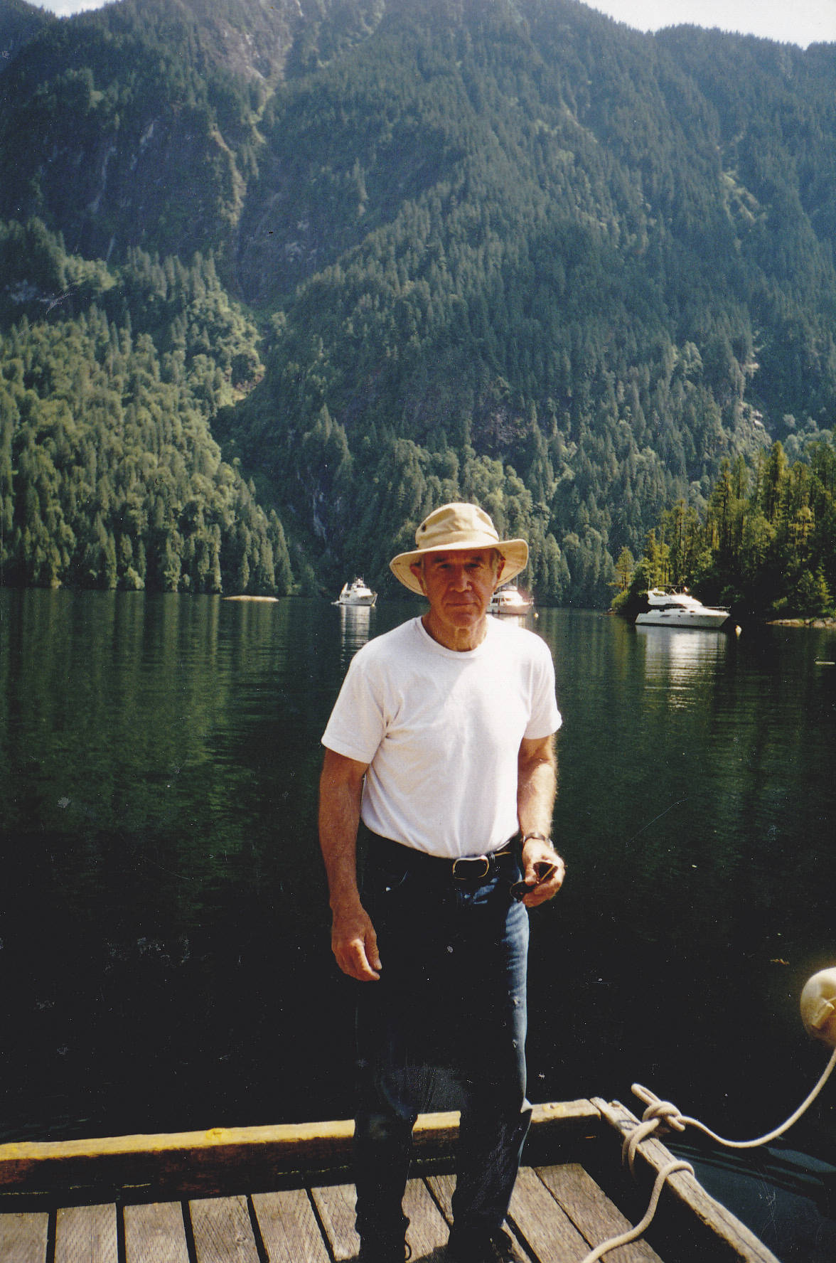 Bruce Lamb Passages Islands' Sounder