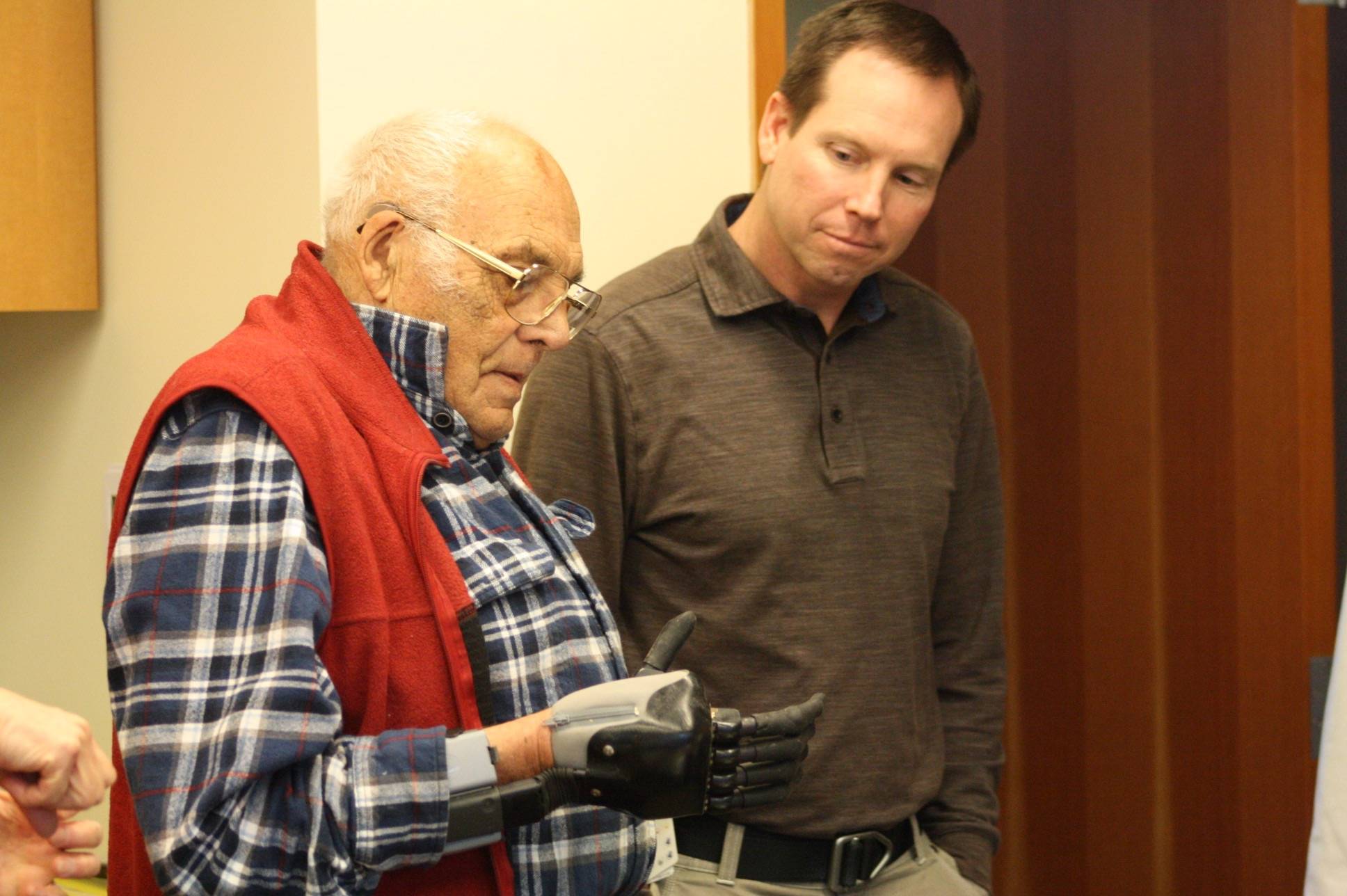 San Juan Islander receives bionic hand after accident