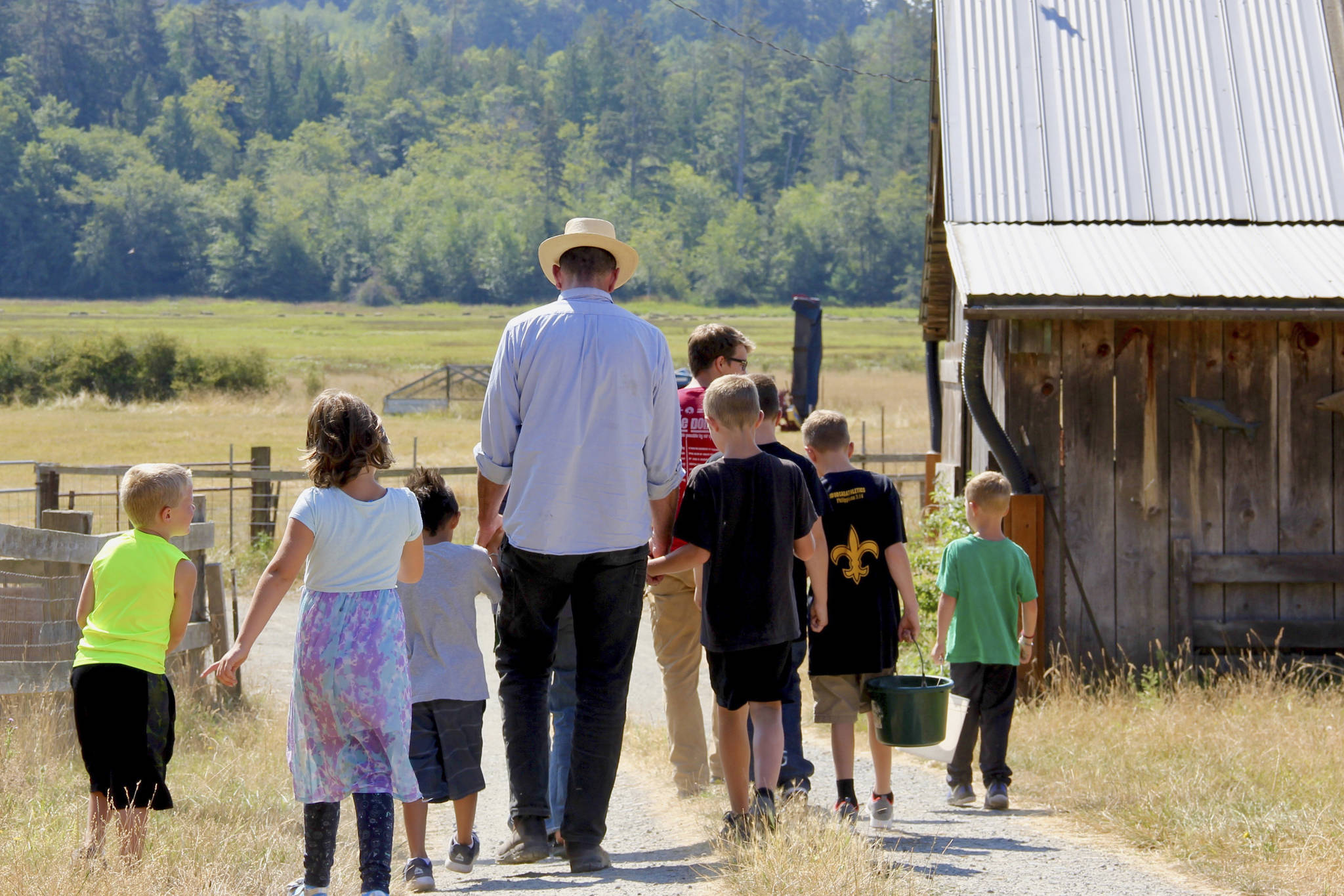 Coffelt Farm educates students on farm life