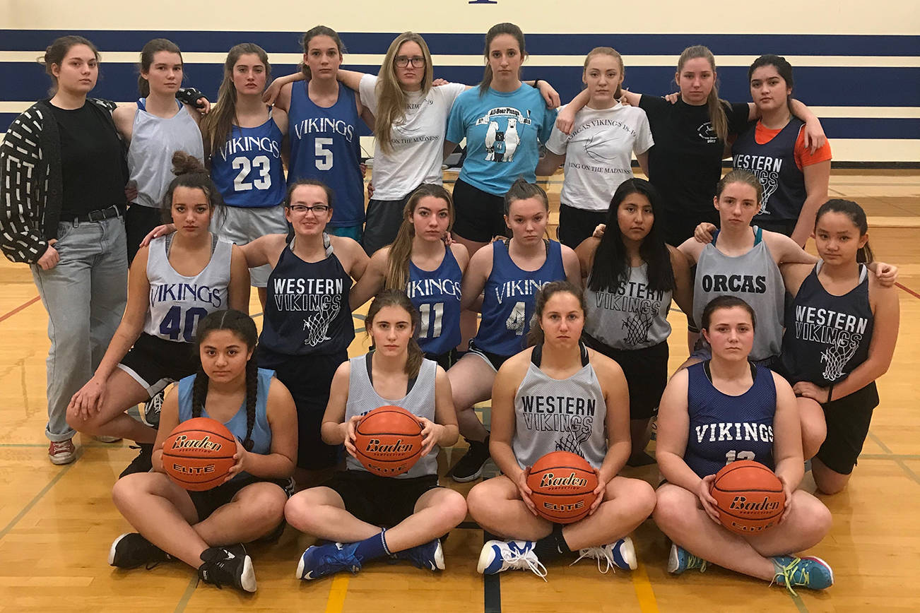 Girls high school hoops returns this year with a younger team