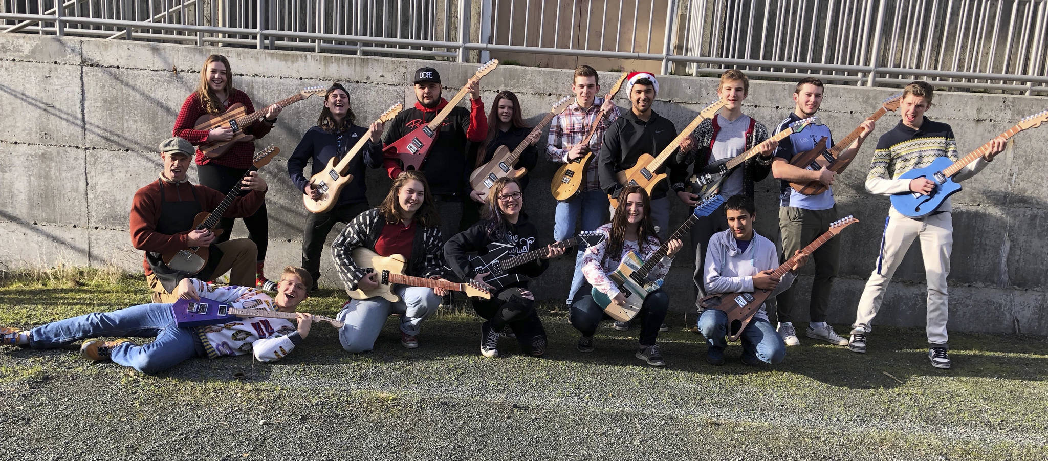 Orcas students transform into guitar gurus