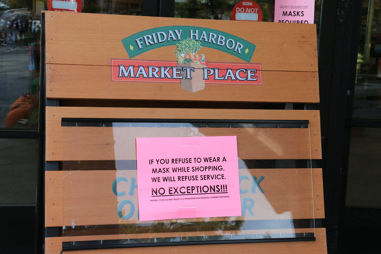 Sign posted outside of the Marketplace entrance
Photo by Sienna Boucher