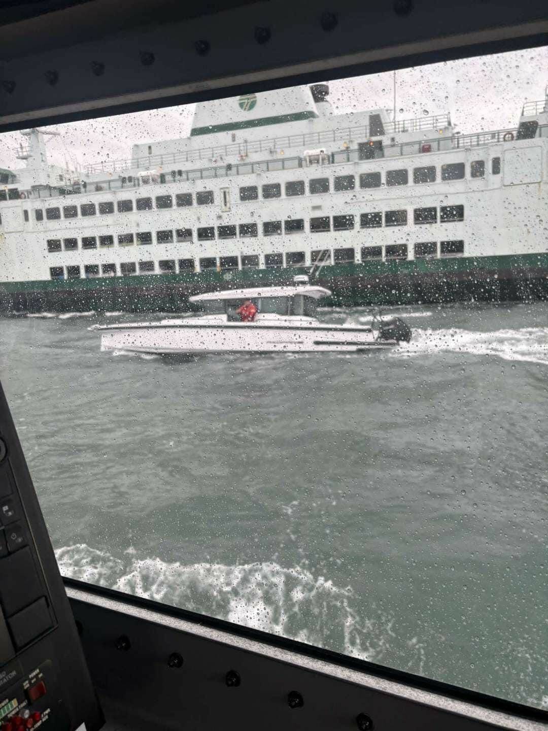 US Coast Guard Bellingham Station photo
The boat in distress and the ferry.