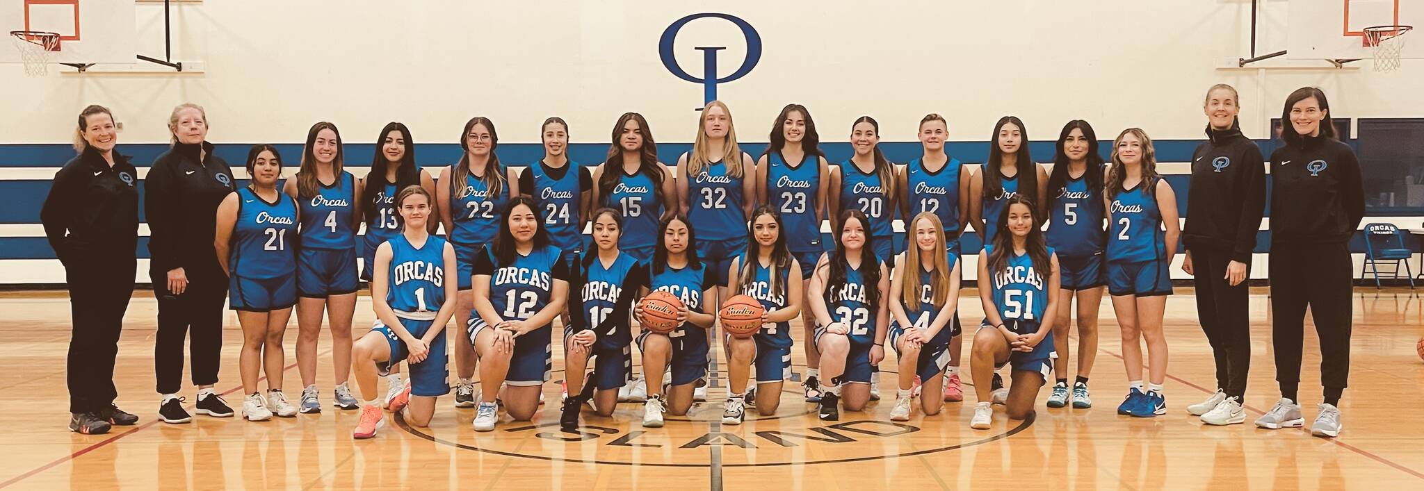 Corey Wiscomb photo.
Back row, left to right: Haley Winchell, Jen Winter, Lluvia Quintero-Carrion, Morgan Anderson, Lucia Rios, Kiley Quill, Ava Ashcraft, Lili Malo, Wylie Haug, Sofia Mahoney-Jauregui, Emilia Rios, Charlotte Winter-Lamphere, Mia Ashcraft, Abril Perez Dominguez, Ivy Shaefer, Lisa Rios, Molly Donavan. Front row, left to right: Margot Winter-Lamphere, Emily Ibarra-Garcia, Alison Garcia, Isabella Morillon Garcia, Gisselle Meraz Valladarez, Neila Welch, Molly Johnston, Leela Griesemer.