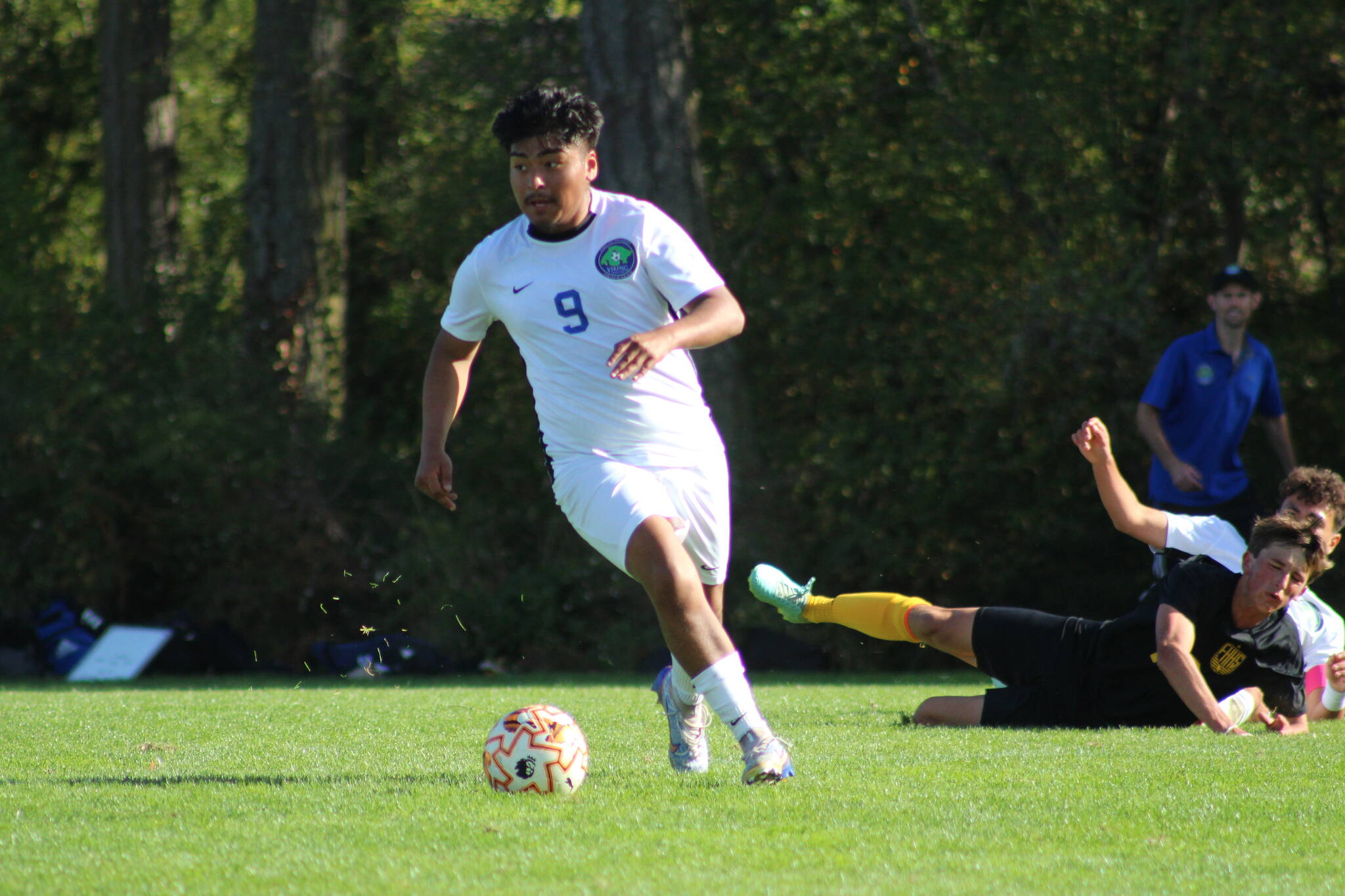 Heather Spaulding photo.
Vikings senior Anthony Conejo Mendia.