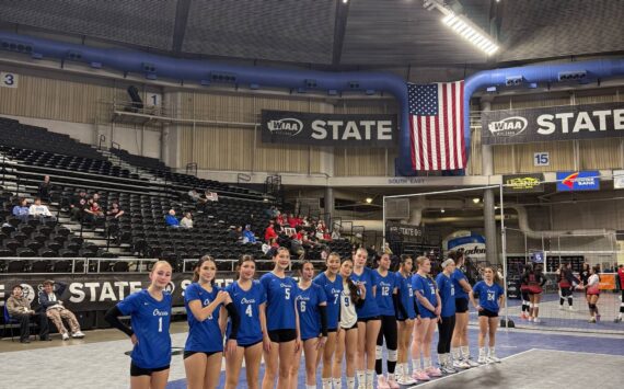 Declan O’Malley photo.
The team lines up.