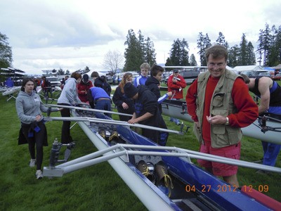 Martin Taylor and crew preparing a shell.