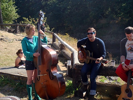 Drew Grow and the Pastor’s Wives hanging out and playing music on the point on Sunday morning after the festival was over.