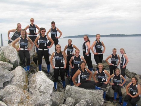 Orcas softball girls