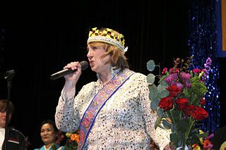 Pam Wright singing 'Welcome to the Jungle.'