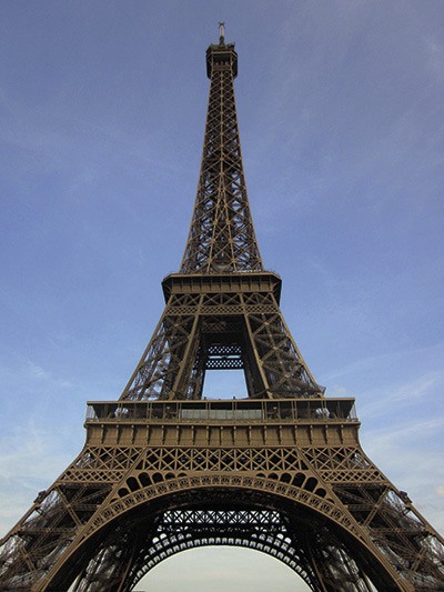 Orcas Center Gala celebrates everything that is French.