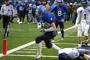 Devon Stanzione (29) with the catch and touch down with less than a minute left in the game putting the Vikings into the semi-final game in the Tacoma Dome this Friday at 4 p.m.