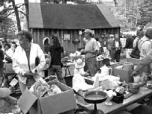 Busy marketers at the 2007 Olga Daze Sell-a-bration.