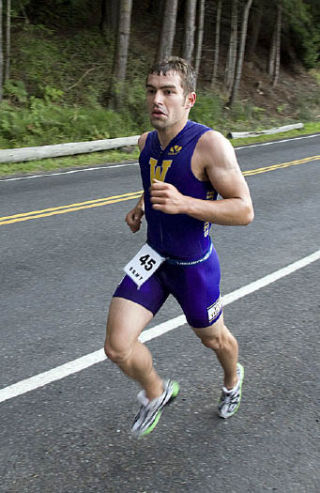 Josh Fountain at end of 2008 Steve Braun Triathlon with a “steaming” time of 1 hour 17 minutes 56 seconds. Over 3 minutes faster than last years 1:21:15 by Tom Roseberry.
