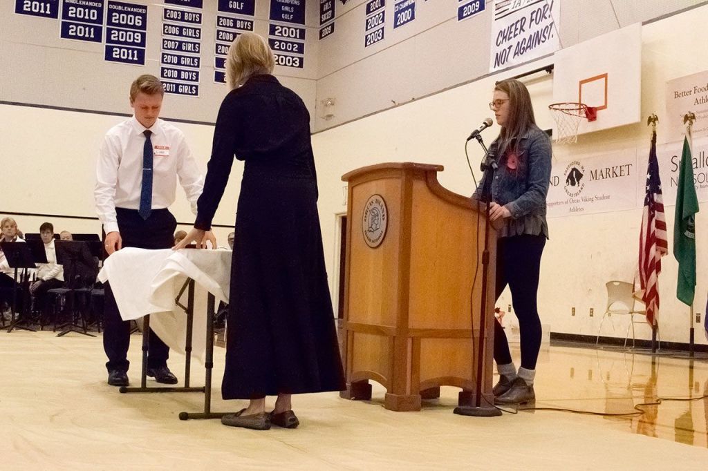 School pays tribute to veterans