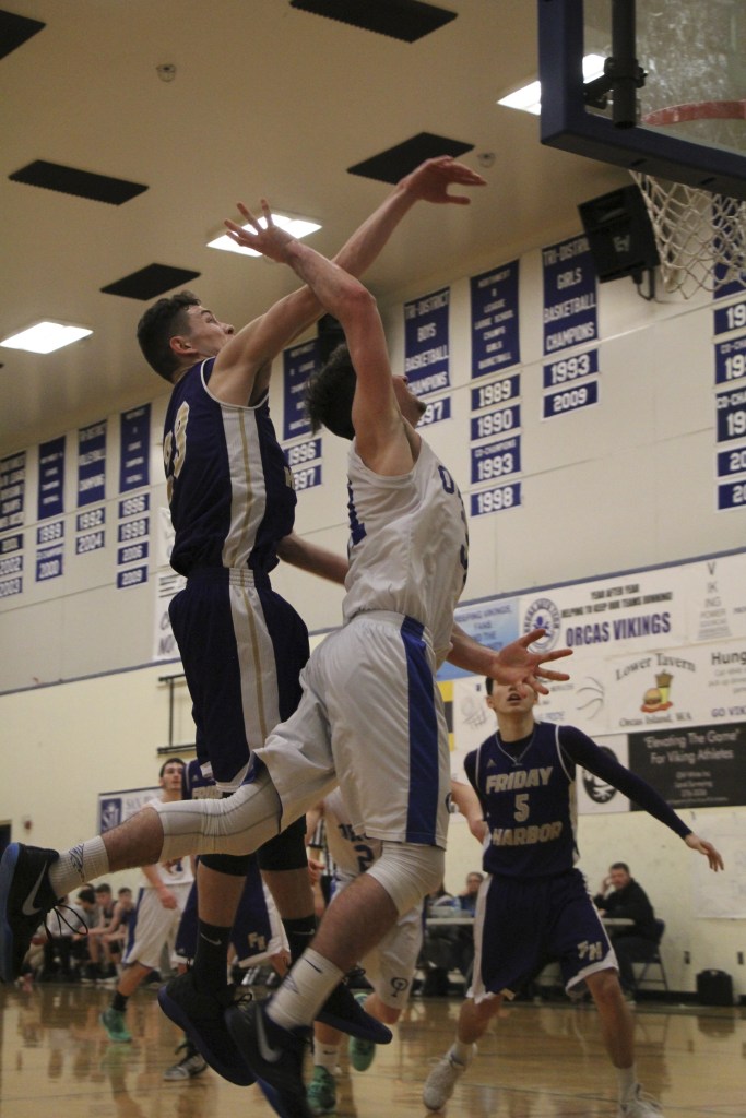 Vikings dominate Wolverines again