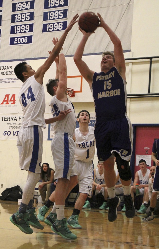 Vikings dominate Wolverines again