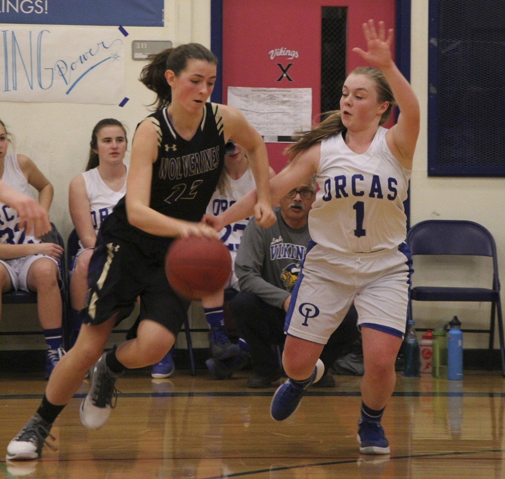 Vikings dominate Wolverines again