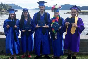 OASIS graduates eight students