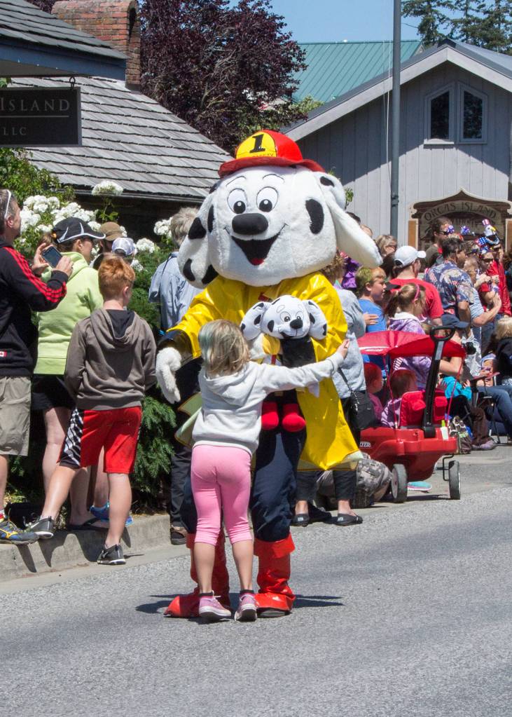 Chamber’s annual Community Parade | Photos