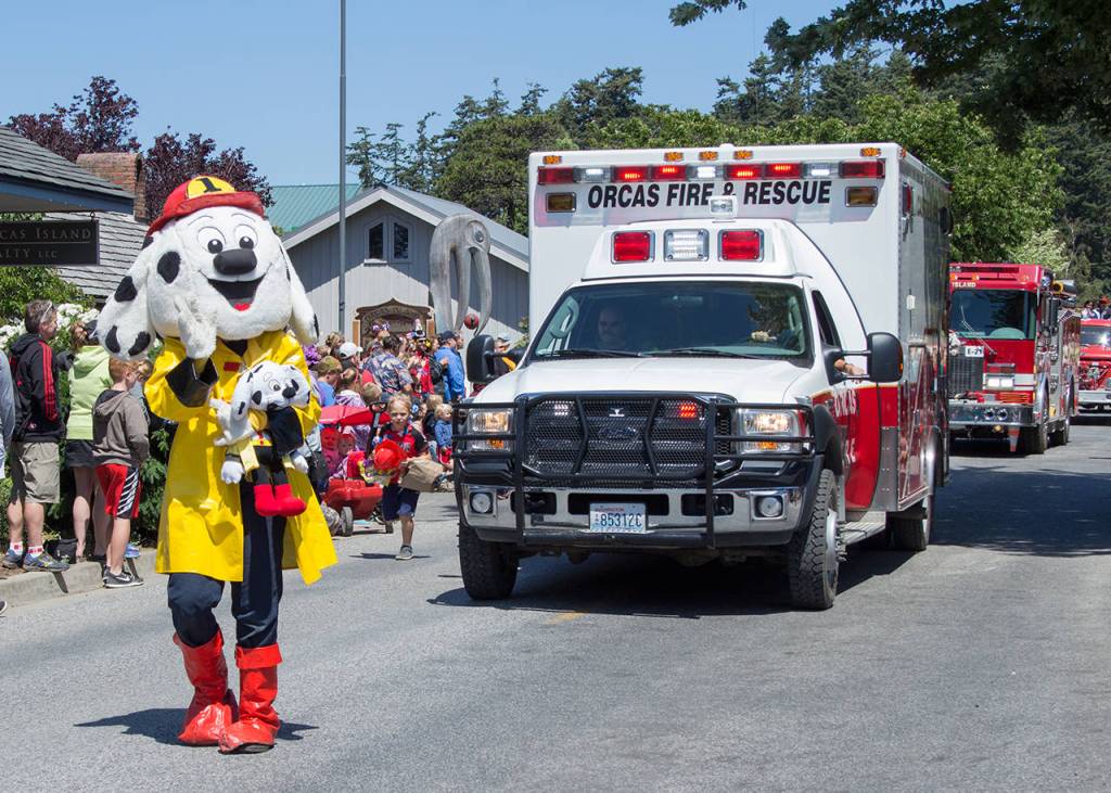 Chamber’s annual Community Parade | Photos