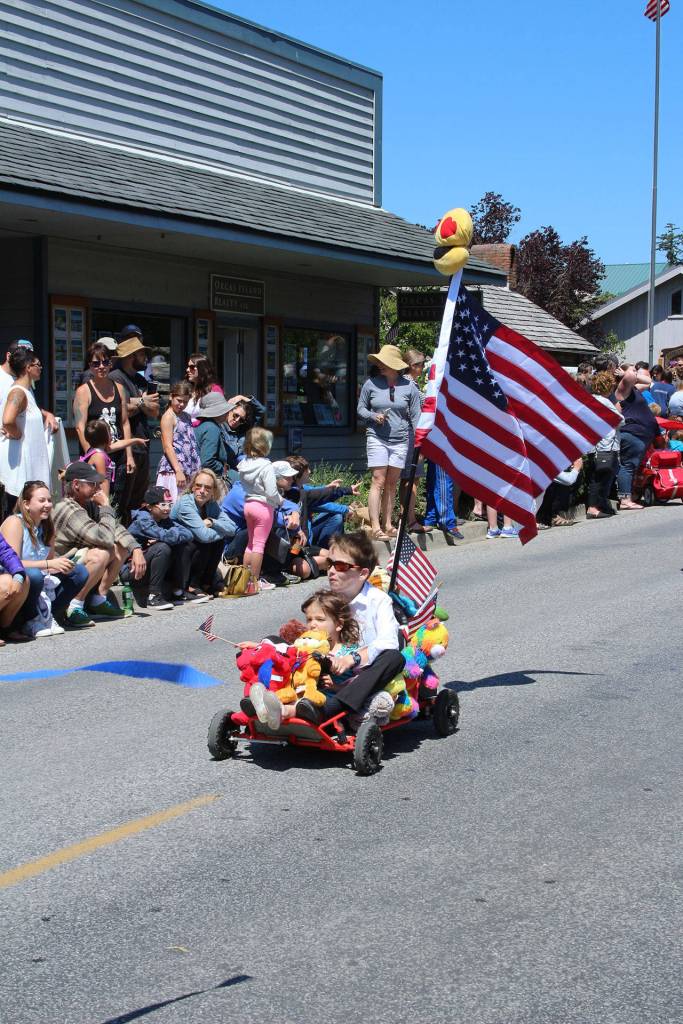 Chamber’s annual Community Parade | Photos