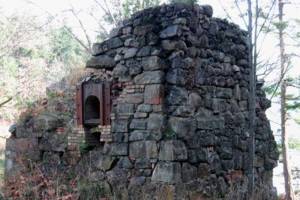 Historical lime kiln interpretive walk