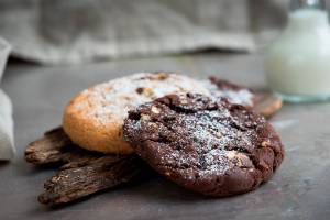 Middle schoolers host bake sale for community Thanksgiving