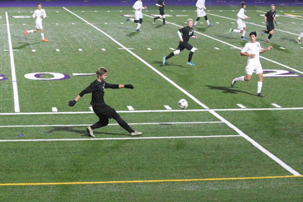 Vikings soccer team on to state semi-finals