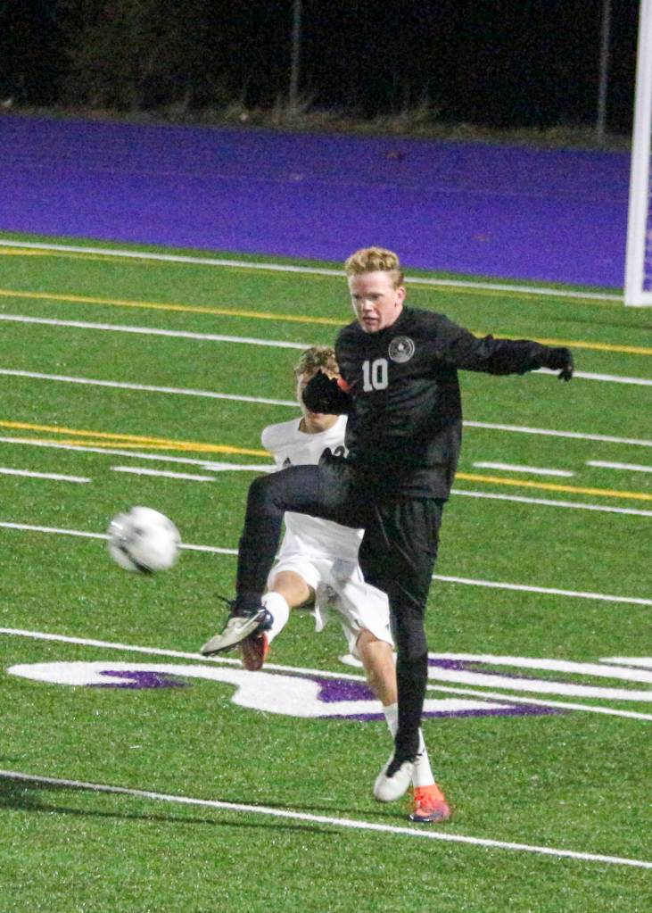 Vikings soccer team on to state semi-finals