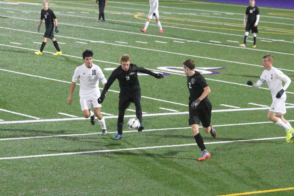 Vikings soccer team on to state semi-finals