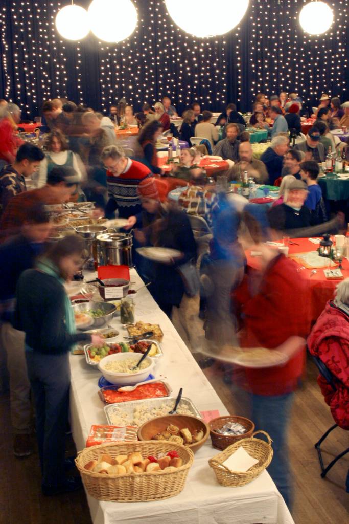 Odd Fellows celebrates Thanksgiving