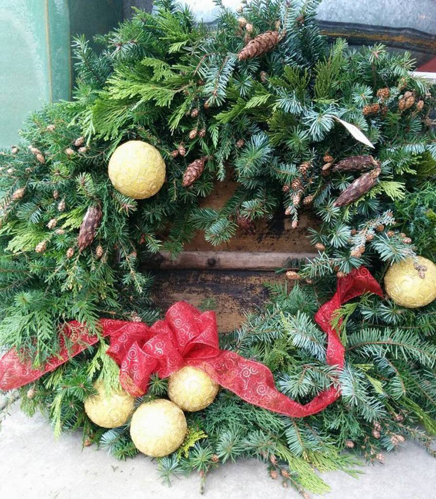 Learn how to decorate for winter