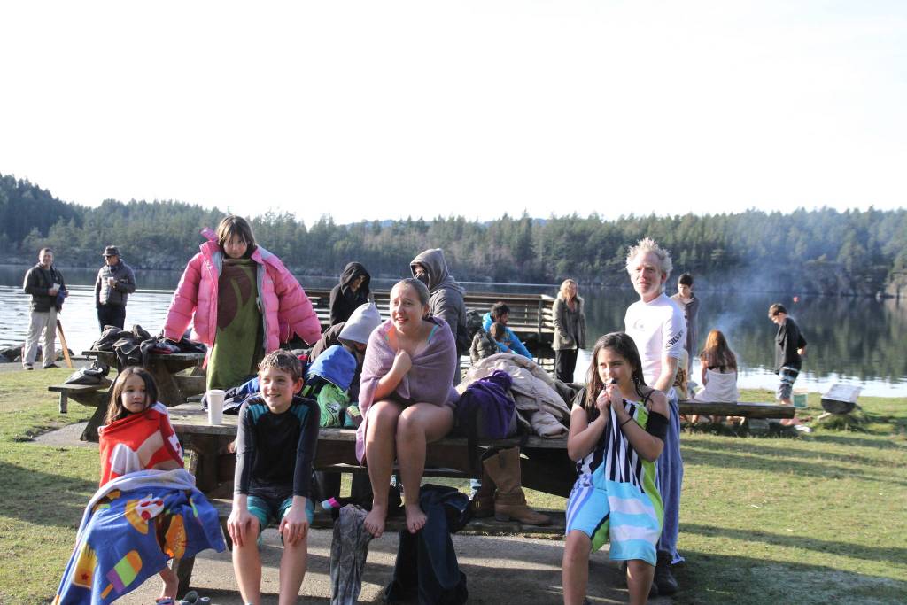 Polar plunge | Photos
